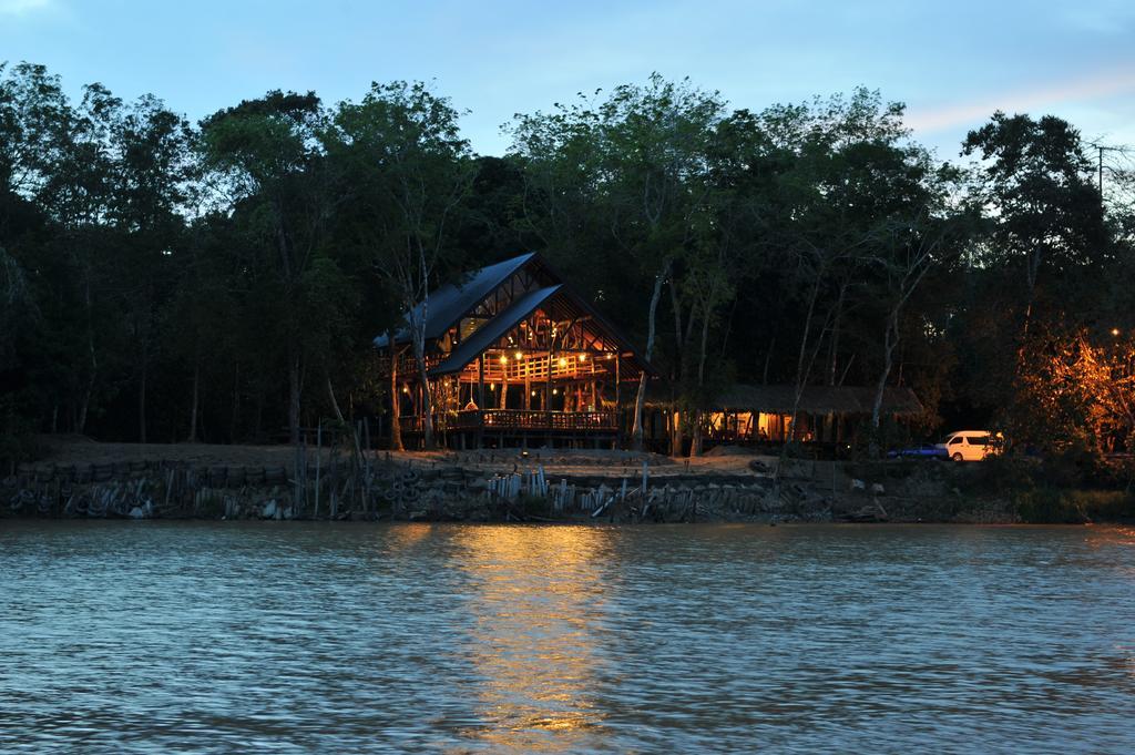 Borneo Natural Sukau Bilit Resort Экстерьер фото